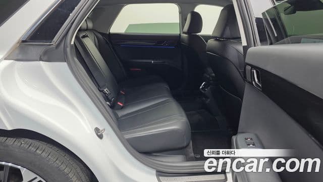 Hyundai Grandeur (GN7) Premium, 2023 12