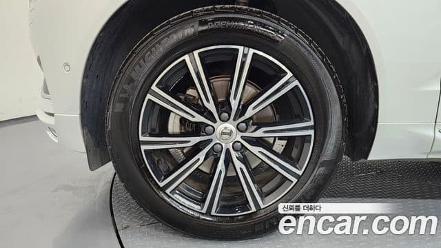 Volvo XC60 2세대 B5 Inscription, 2021 все фото