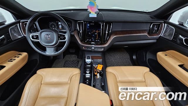 Volvo XC60 2세대 B5 Inscription, 2021 7