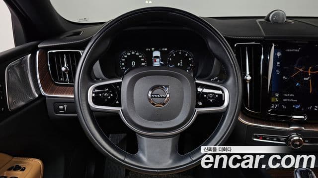 Volvo XC60 2세대 B5 Inscription, 2021 13