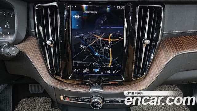 Volvo XC60 2세대 B5 Inscription, 2021 14