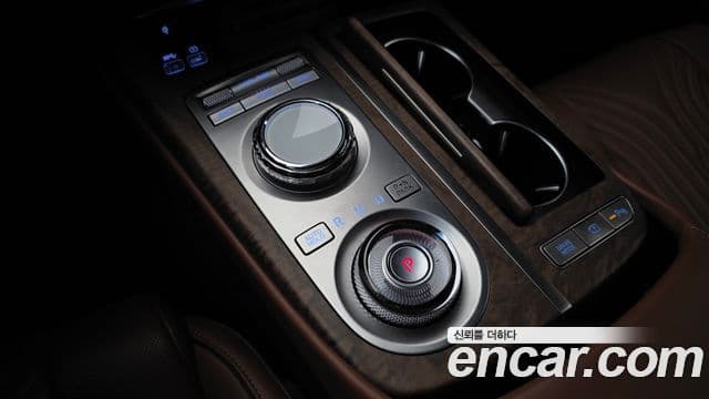 Genesis G80 (RG3) бензин 2.5 турбо AWD, 2023 9