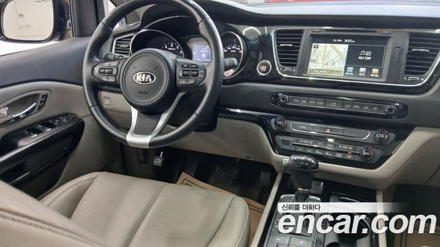 Kia All New Carnival Noblesse, 2016 13