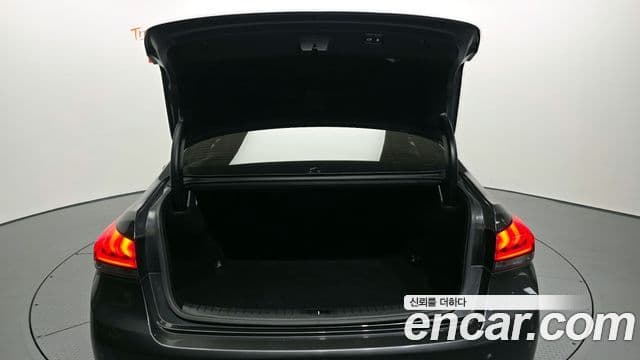 Genesis G80 Premium Luxury, 2018 20