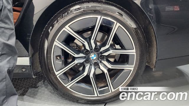 BMW 7시리즈 (G70) 740d xDrive M Sport, 2024 все фото