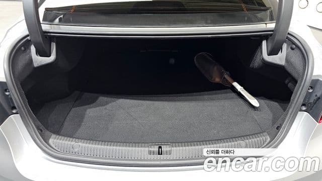 Renault Korea(Samsung) SM6 2.0 LPe LE (для людей с инвалидностью), 2017 20