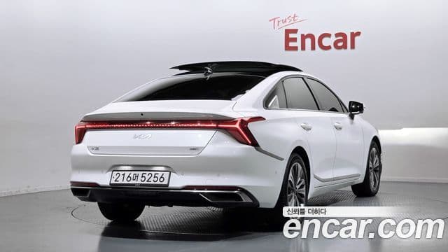 Kia K8 гибрид Signature, 2023 2