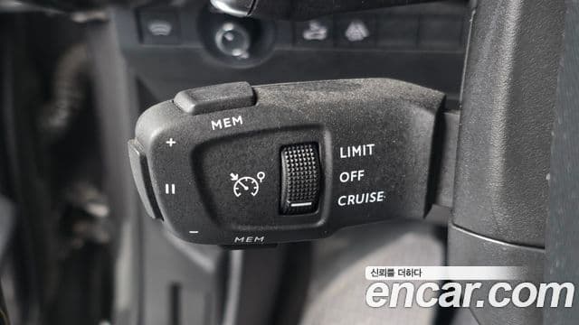 Ситроен / DS DS7 크로스백 2.0 BlueHDi So Chic, 2019 16