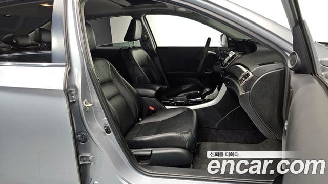 Honda 올뉴어코드 9세대, 2017 10