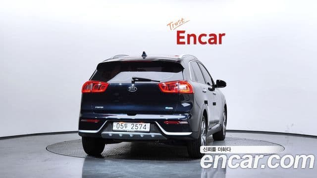 Kia Niro Prestige, 2018 4