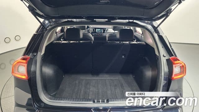 Kia Niro Prestige, 2018 20