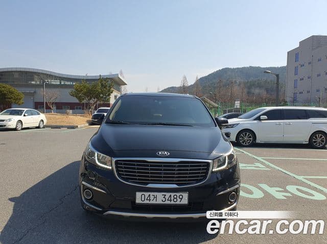 Kia All New Carnival VIP, 2018 1