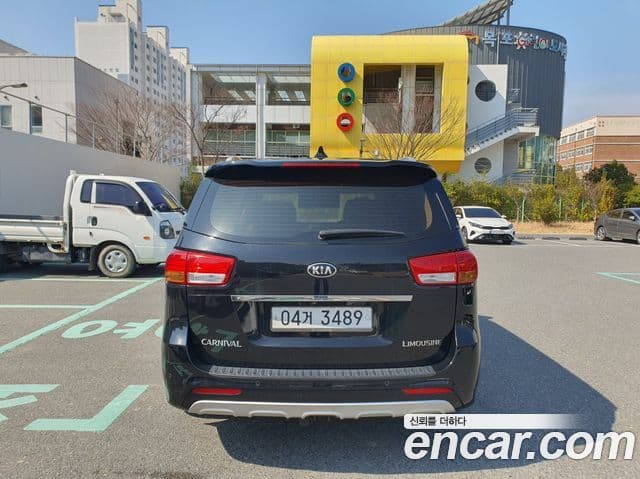 Kia All New Carnival VIP, 2018 6