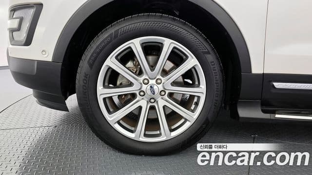 Ford Explorer 5세대, 2017 все фото