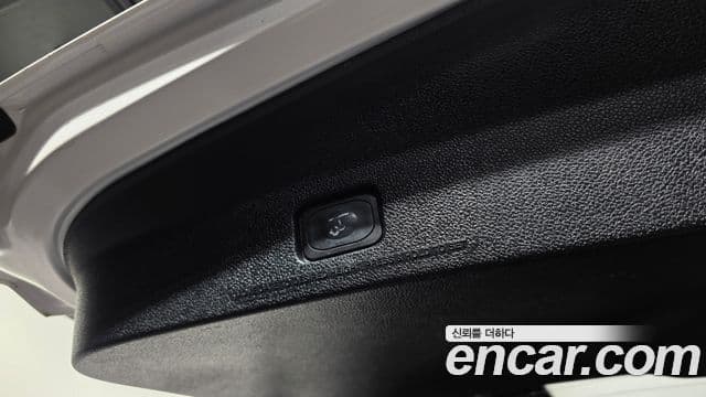 Ford Explorer 5세대, 2017 20