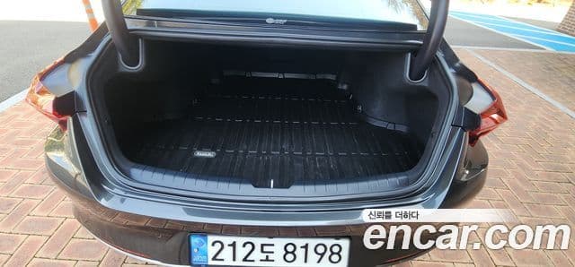 Kia K8 гибрид Noblesse, 2023 15