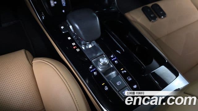 Kia K7 Premier гибрид Prestige, 2020 9