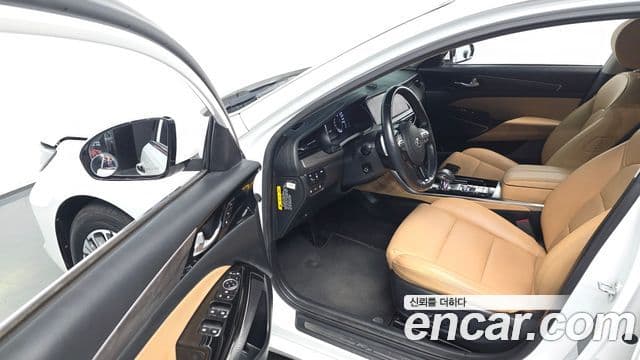 Kia K7 Premier гибрид Prestige, 2020 13