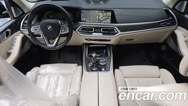 BMW X7 (G07) xDrive 40i Design Pure Excellence 6인승, 2022 7
