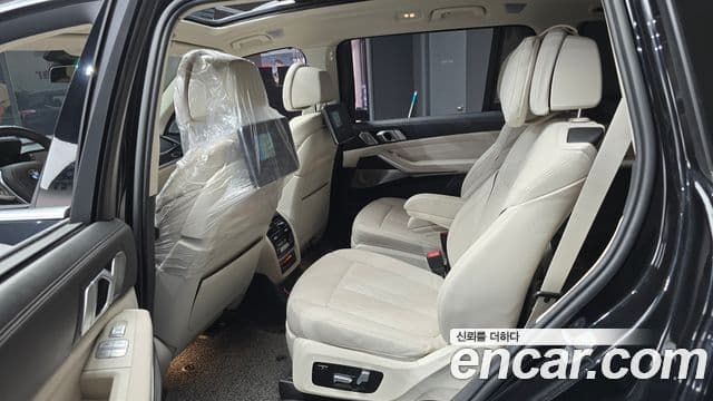 BMW X7 (G07) xDrive 40i Design Pure Excellence 6인승, 2022 12