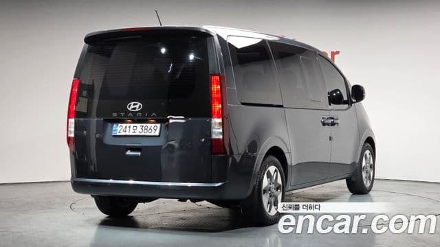 Hyundai Staria Modern, 2025 2