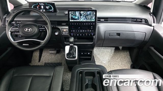 Hyundai Staria Modern, 2025 7