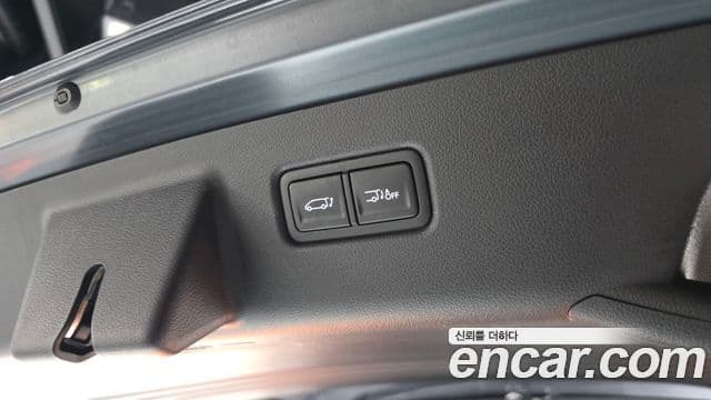 Hyundai Staria Modern, 2025 19