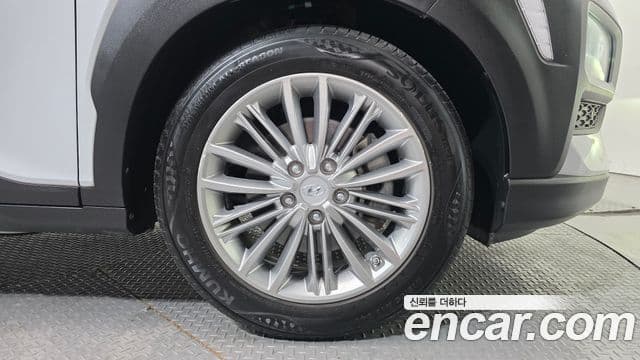 Hyundai Kona Premium, 2020 все фото