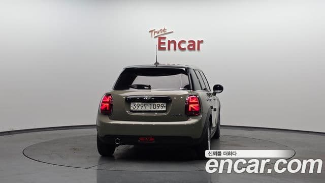 Mini Cooper 3세대, 2020 4