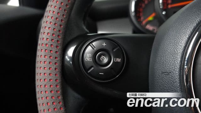 Mini Cooper 3세대, 2020 16