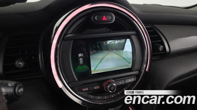 Mini Cooper 3세대, 2020 18