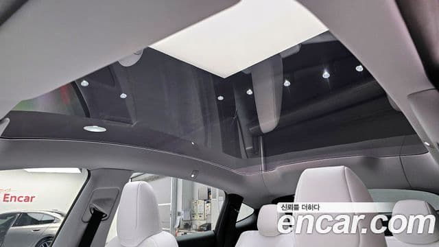 Tesla модель Y, 2025 18