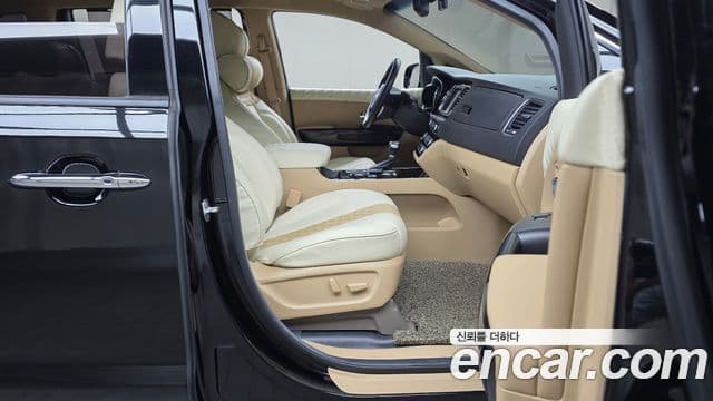 Kia The / новый New Carnival Prestige High Roof, 2019 11