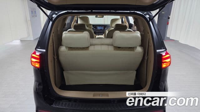 Kia The / новый New Carnival Prestige High Roof, 2019 20