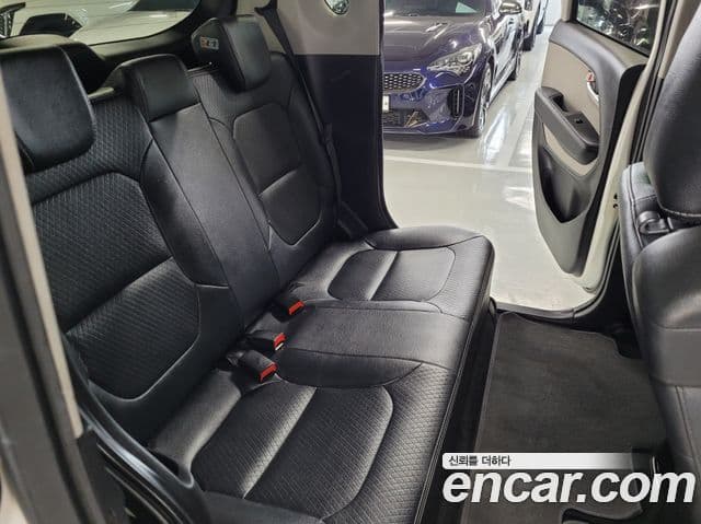 Kia Ray Luxury, 2015 10