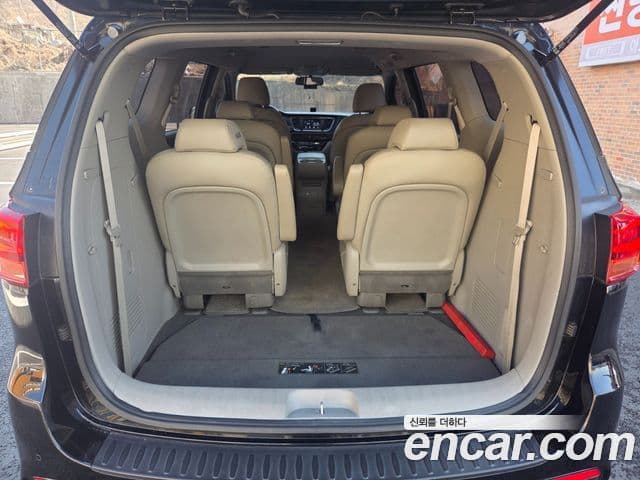 Kia The / новый New Carnival Luxury, 2019 19