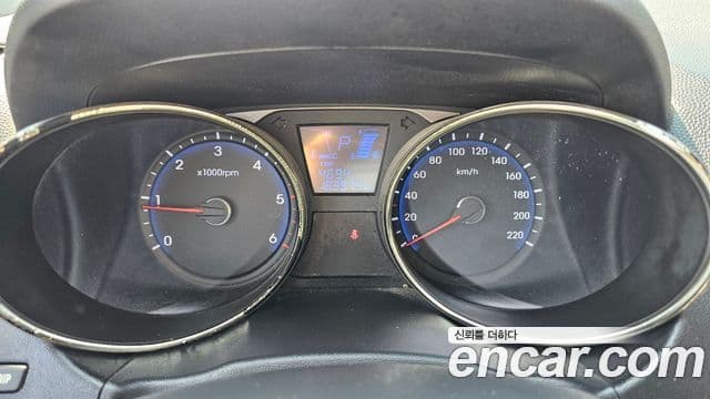 Hyundai Tucson ix Deluxe, 2011 8