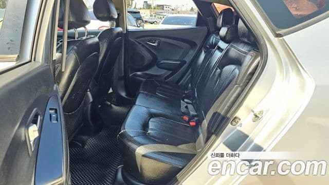 Hyundai Tucson ix Deluxe, 2011 11