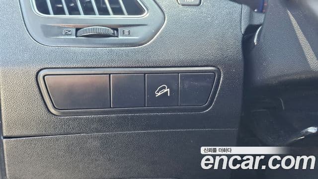 Hyundai Tucson ix Deluxe, 2011 14