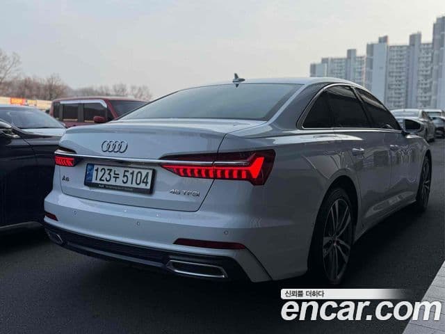 Audi A6 (C8) Premium, 2022 2