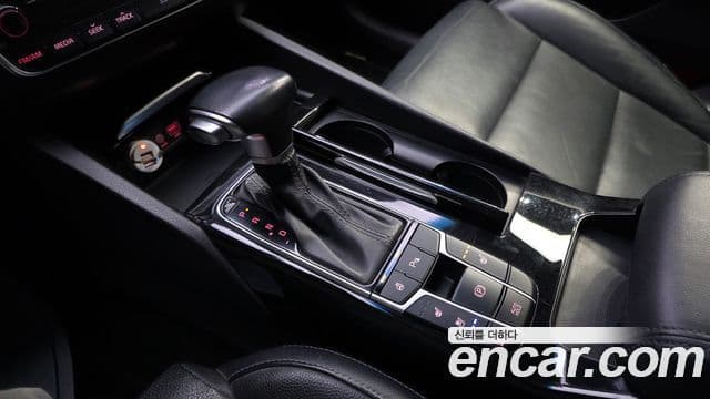 Kia All New K7 Prestige, 2016 9