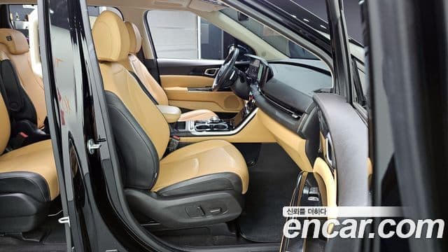 Kia Carnival 4세대 Signature, 2022 11