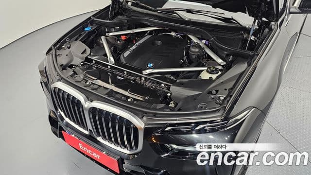 BMW X7 (G07) xDrive 40i M Sport 6인승, 2025 6