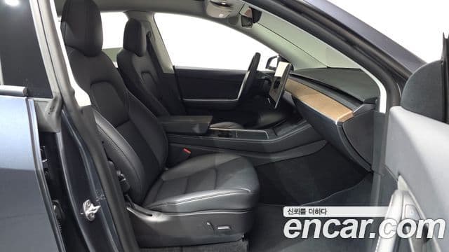 Tesla модель Y performance AWD, 2022 10