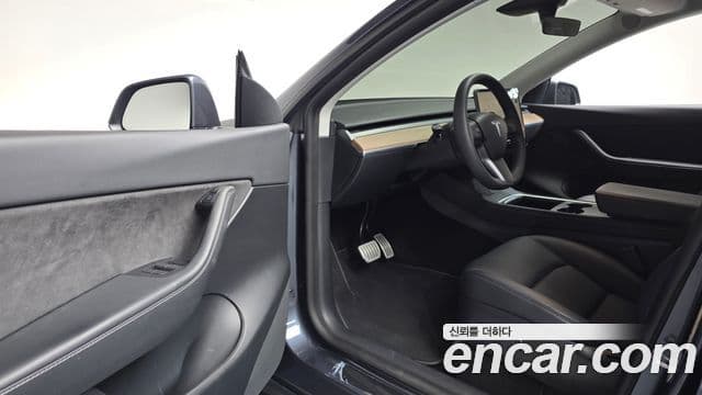 Tesla модель Y performance AWD, 2022 12