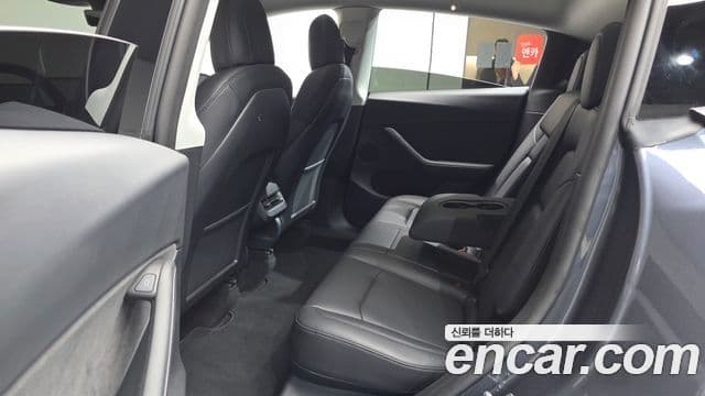 Tesla модель Y performance AWD, 2022 13