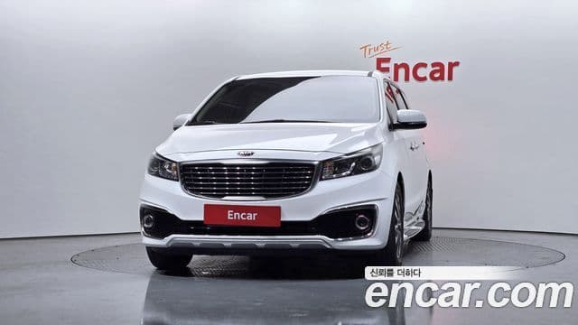 Kia All New Carnival Luxury, 2015 3