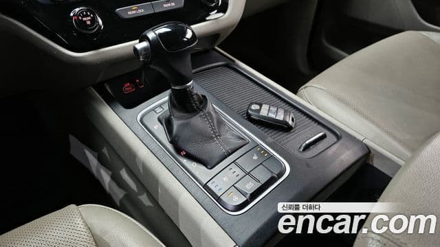 Kia All New Carnival Luxury, 2015 9