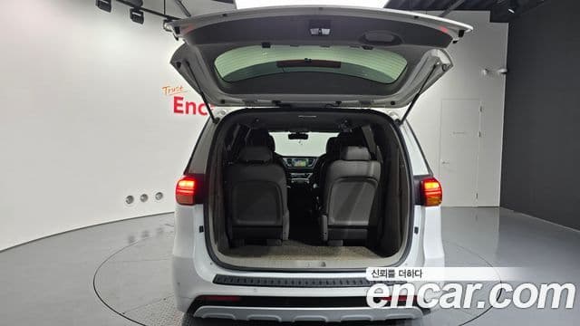 Kia All New Carnival Luxury, 2015 20