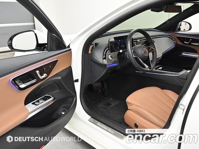 Mercedes-Benz E-класс W214 Avantgarde, 2024 11